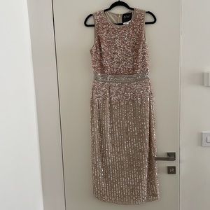 Mac Duggal Vertical Sequin MIDI Sheath dress